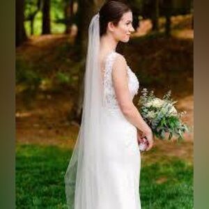 Lis Simon White Wedding Dress